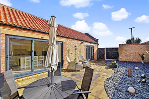 Photo 25- click for photo gallery